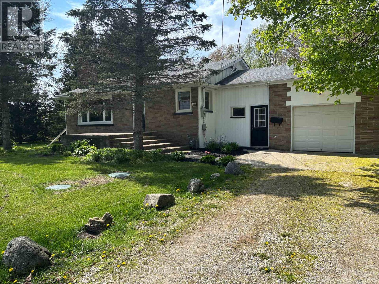 Detached at 104 DILTZ ROAD, Haldimand (Dunnville)