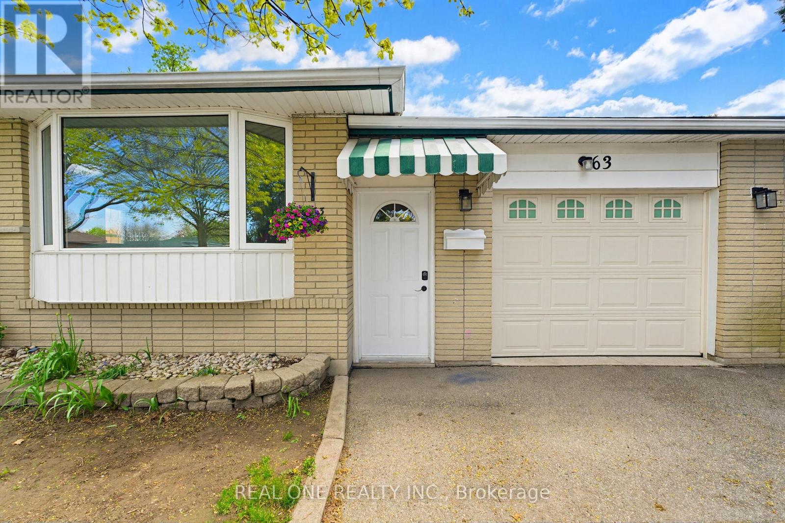 Detached at 63 PALM CRESCENT, Brantford