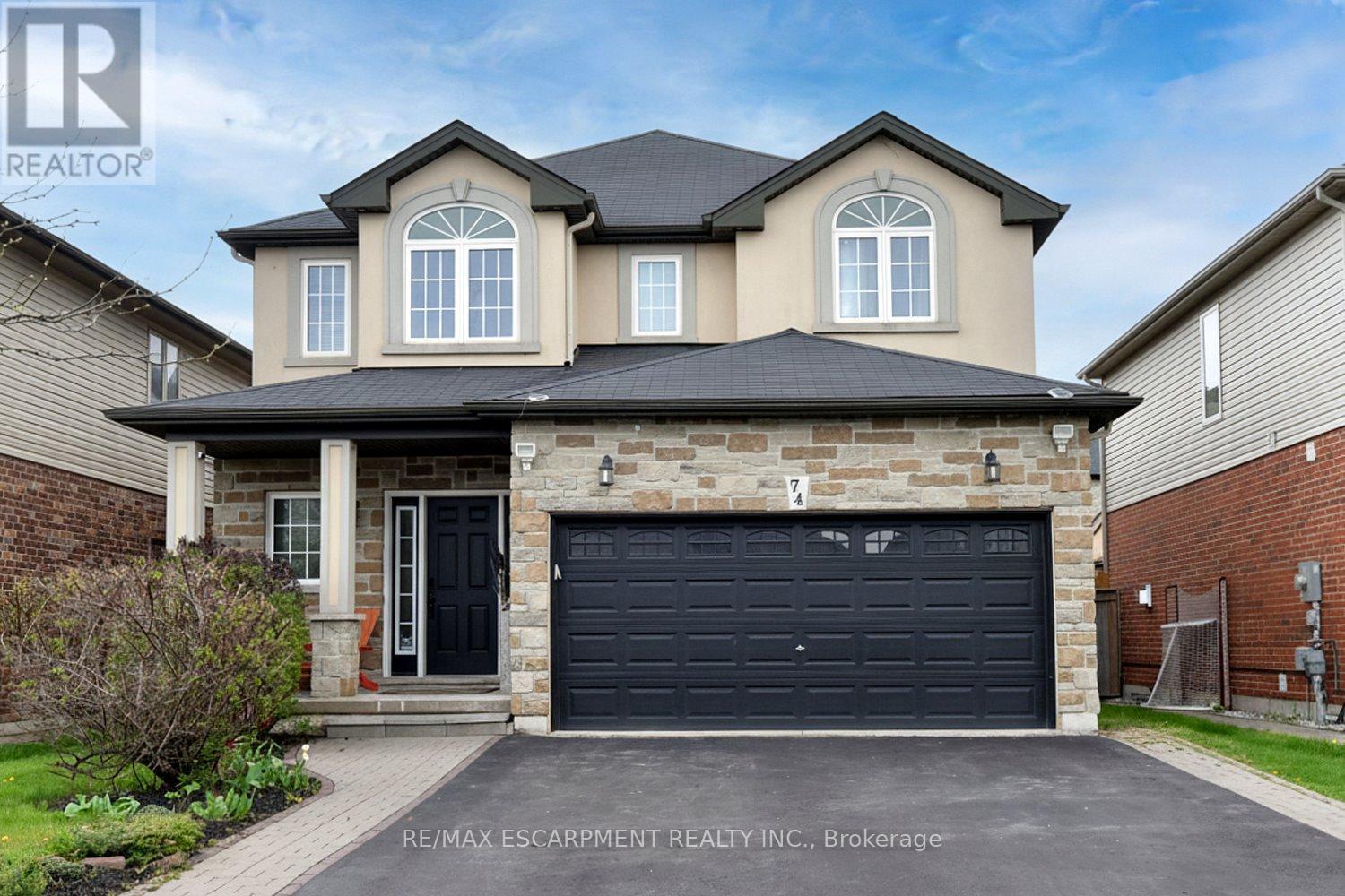 Detached at 74 LAMPMAN DRIVE, Grimsby (Grimsby West)