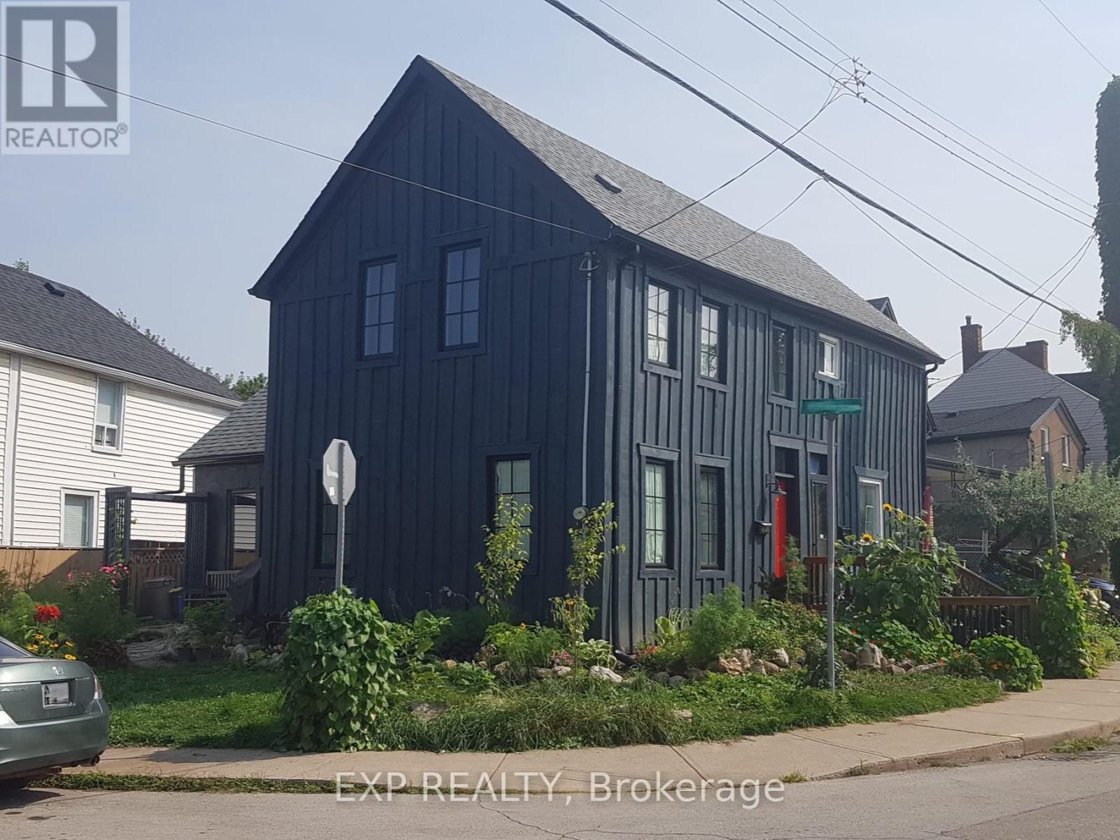Semi-Detached/Link at 446 MACNAB STREET N, Hamilton (North End)