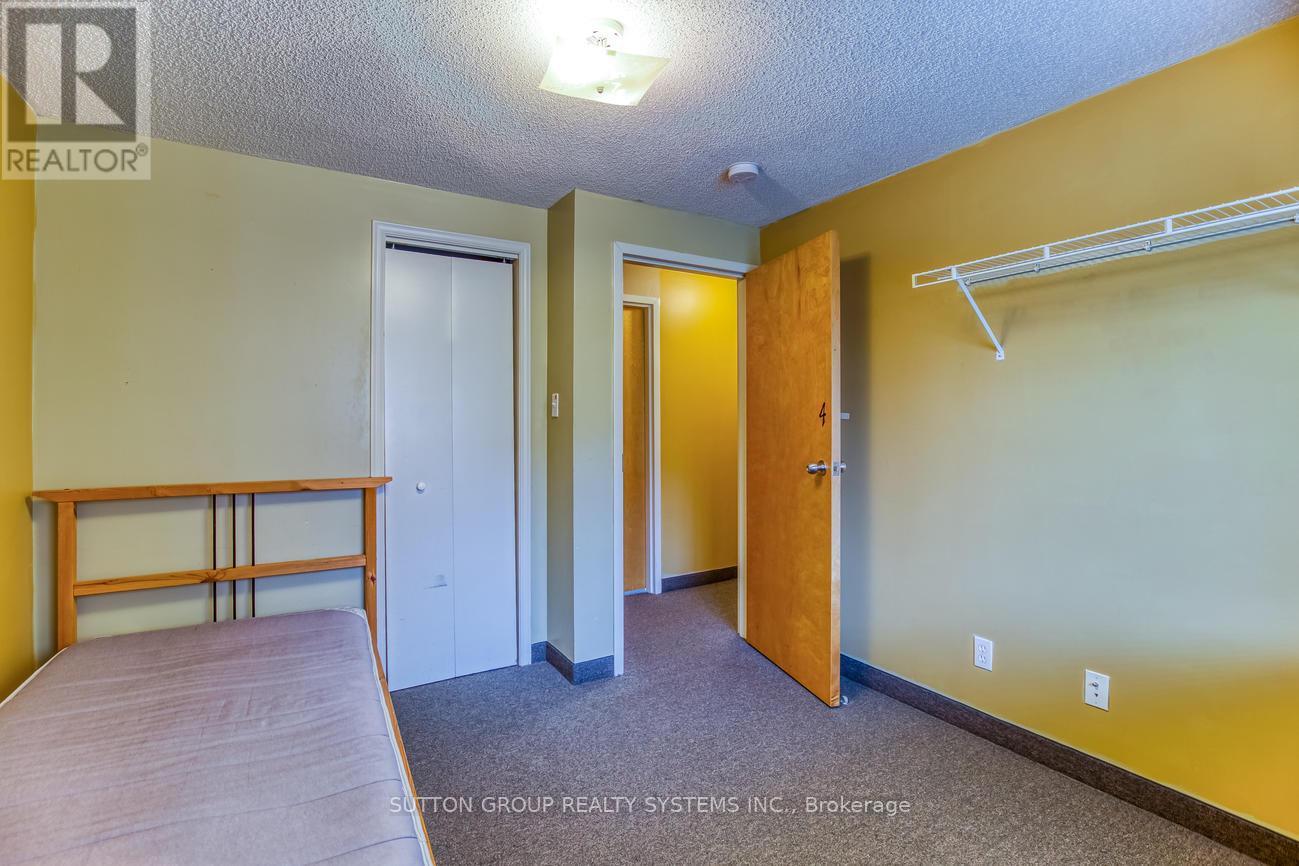Multiplex at 360 ERB STREET W, Waterloo