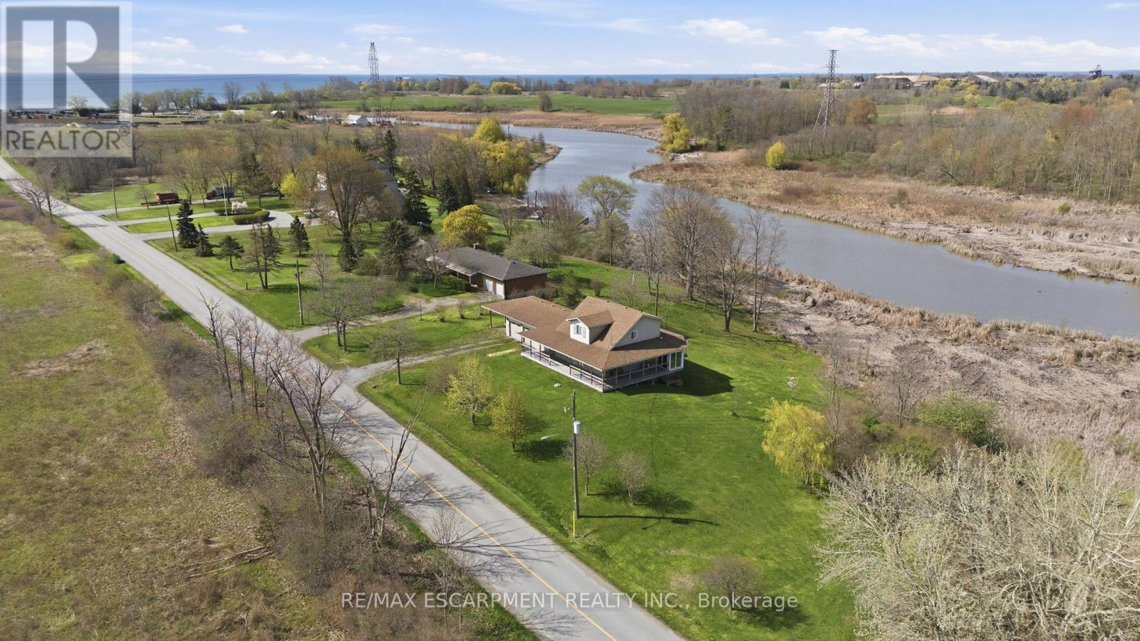 Detached at 111 ERIE STREET, Haldimand (Nanticoke)