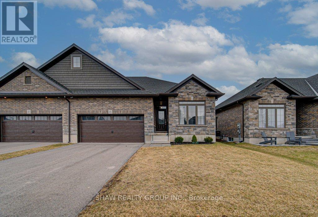 Semi-Detached/Link at 15 MATHESON CRESCENT, East Zorra-Tavistock (Innerkip)