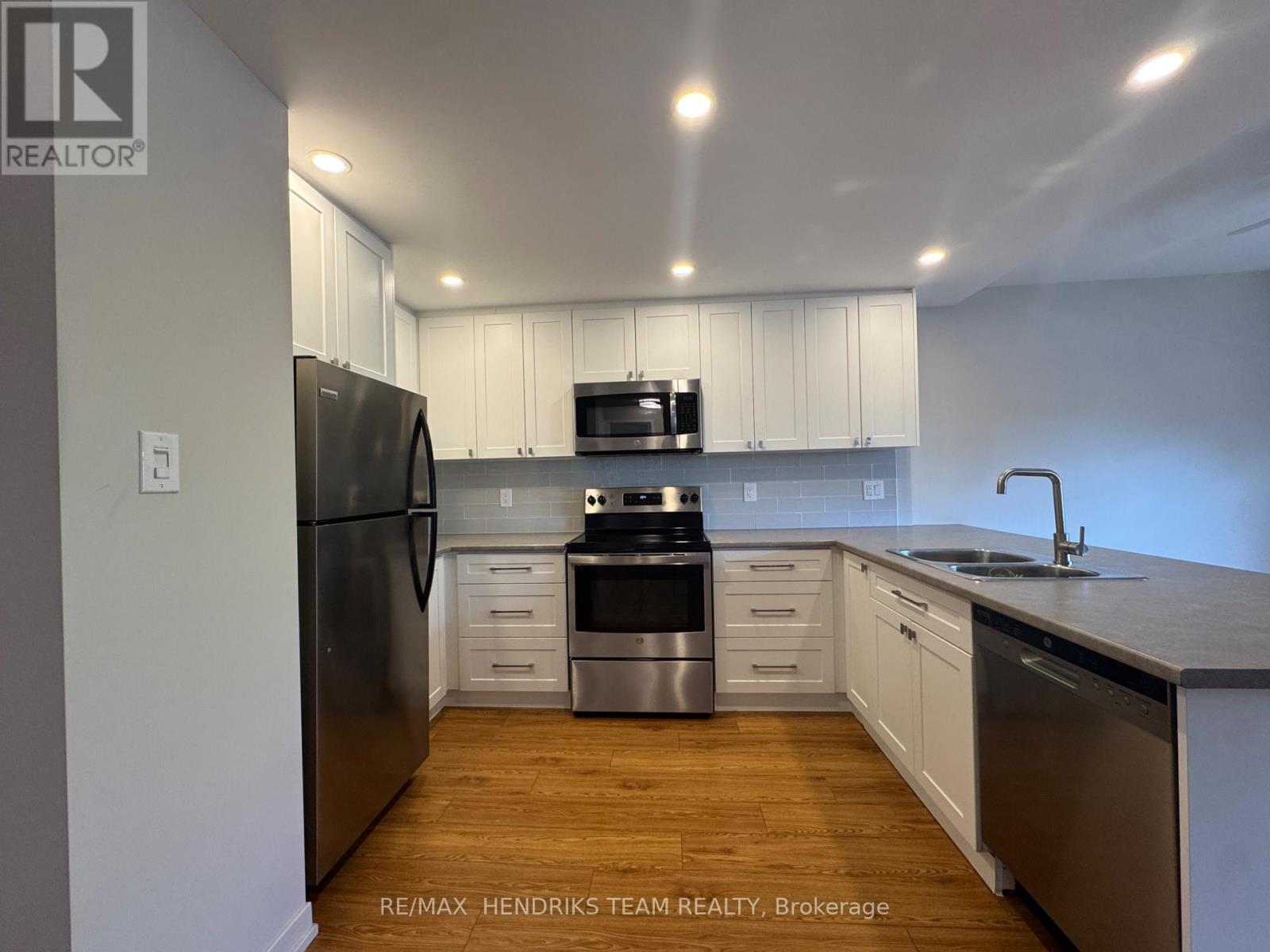 Apartment at 313 - 158 FITCH STREET, Welland