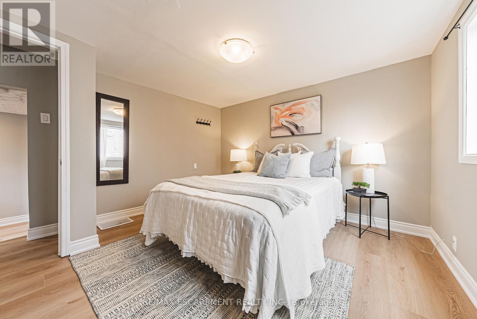Detached at 24 ROWANWOOD STREET, Hamilton