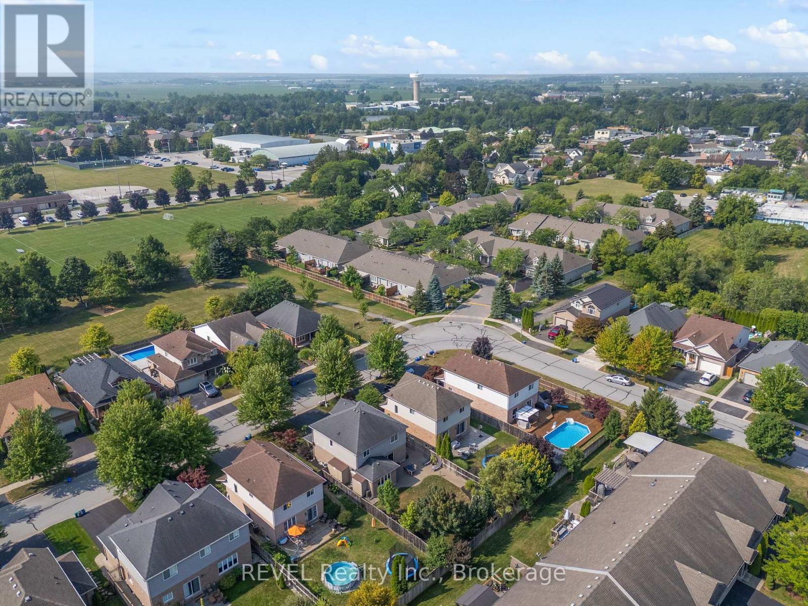 Detached at 99 LORETTA DRIVE, Niagara-on-the-Lake