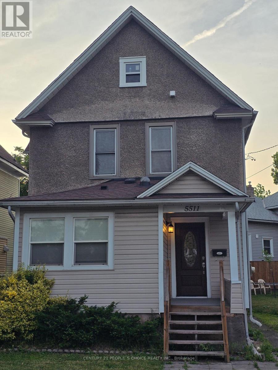 Detached at 5511 PALMER AVENUE S, Niagara Falls (Downtown)