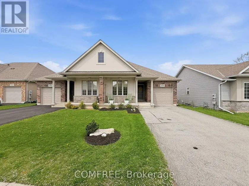 Semi-Detached/Link at 3958 LOWER COACH ROAD, Fort Erie