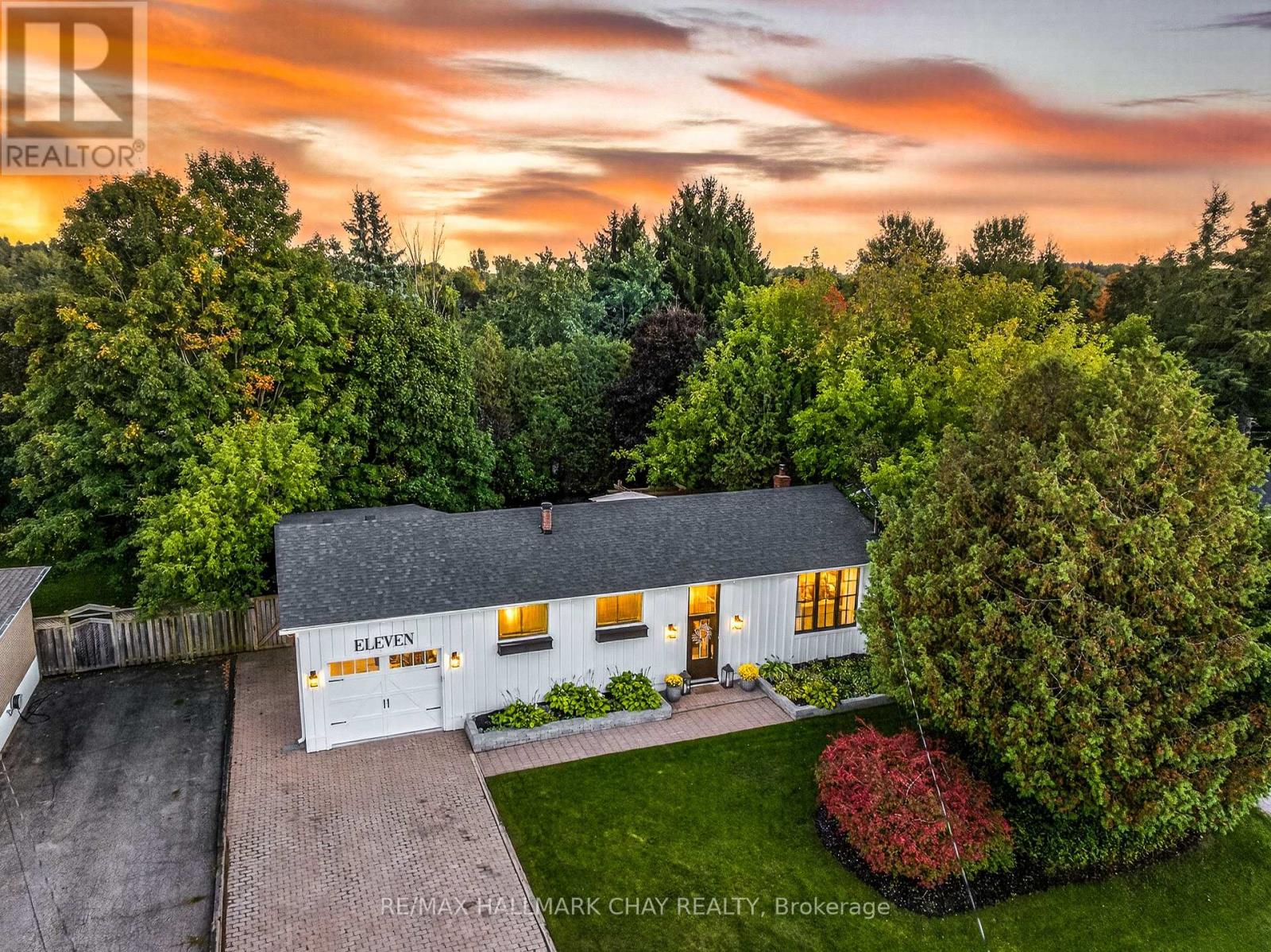 Detached at 11 ELLEN CRESCENT, Erin