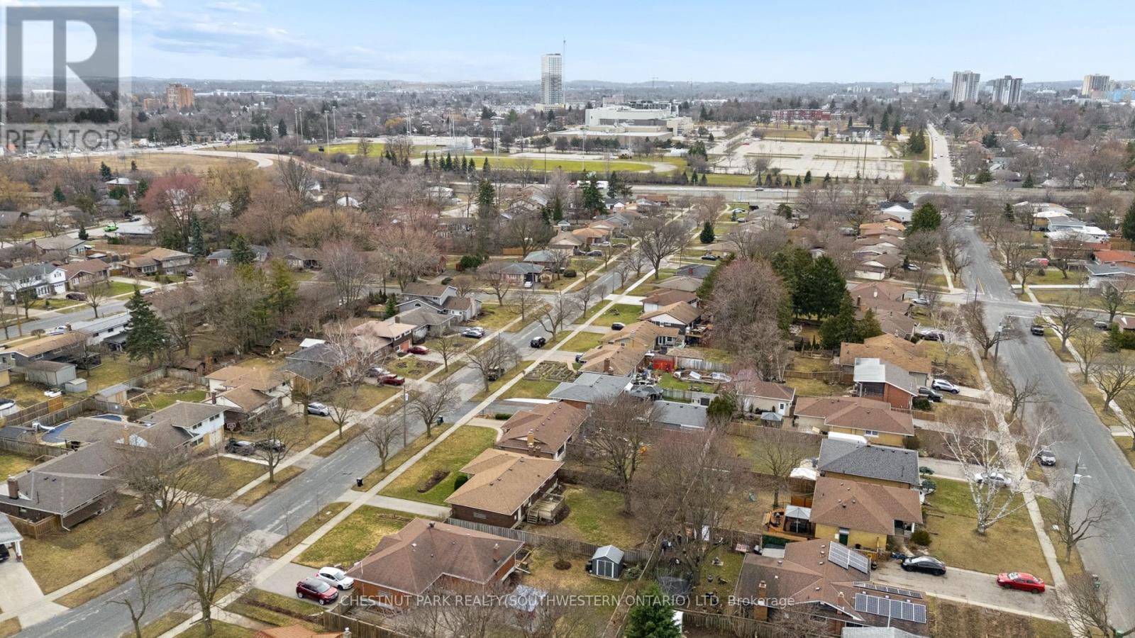 Detached at 137 DONALD STREET, Kitchener