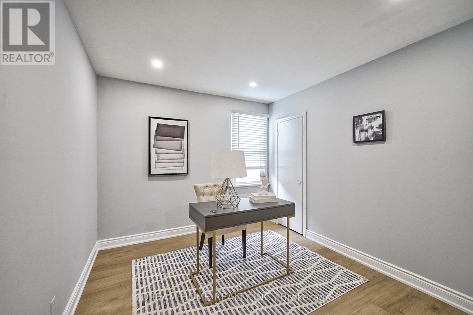 Detached at 31 WARREN ROAD, St. Catharines