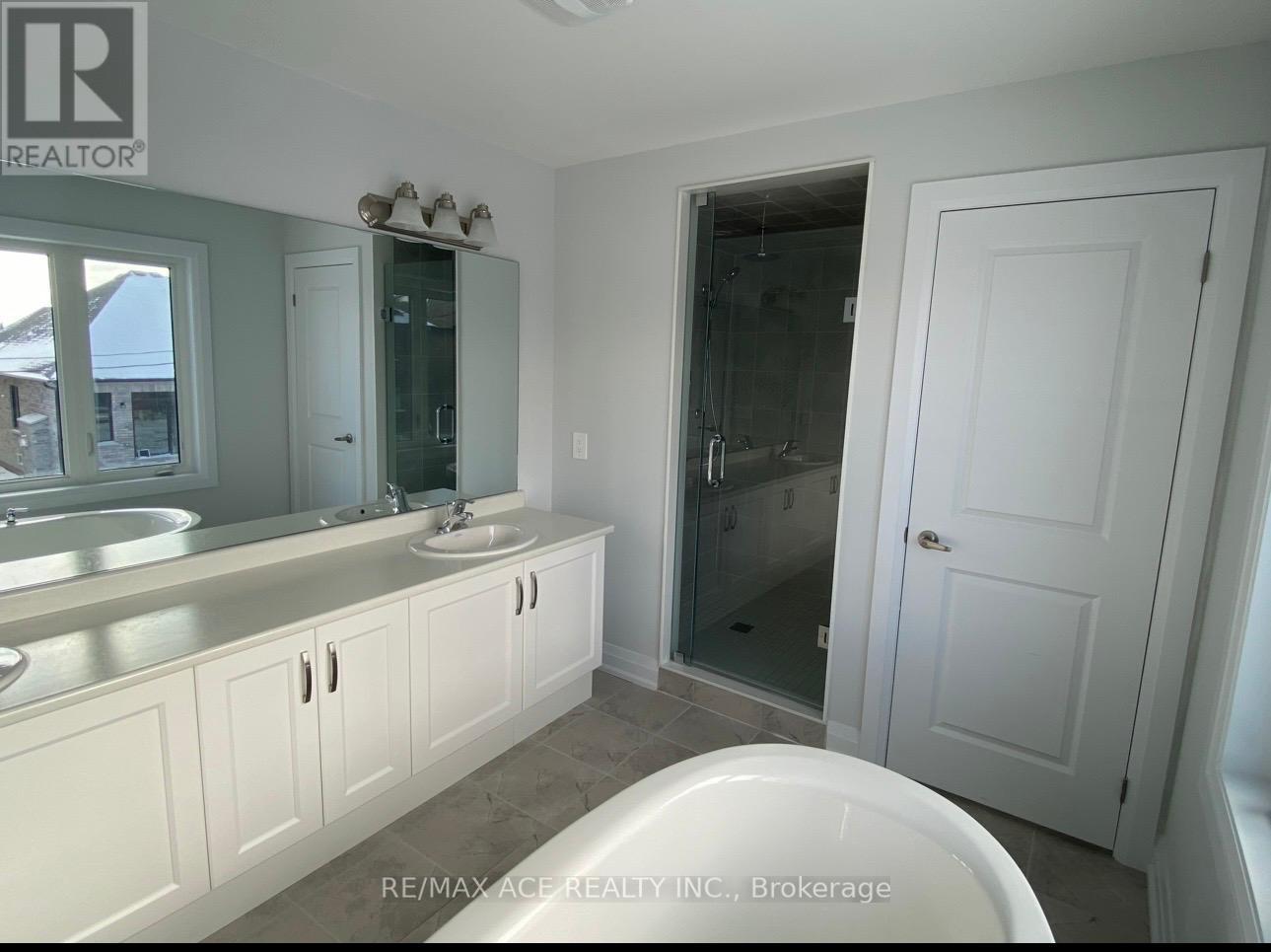 Detached at 11 CORLEY STREET, Kawartha Lakes