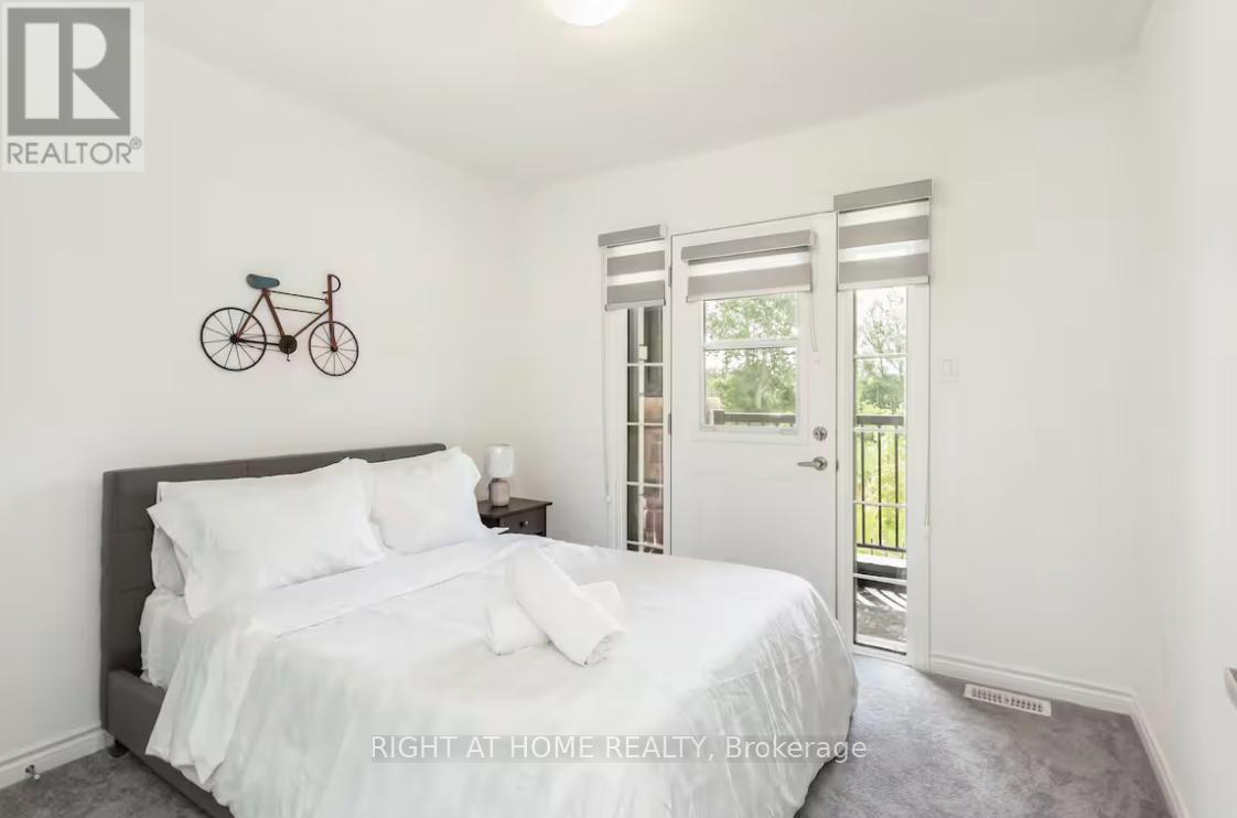 Townhouse at 11 - 7356 SANDY RIDGE COMMON SANDY RIDGE COMMON N, Niagara Falls