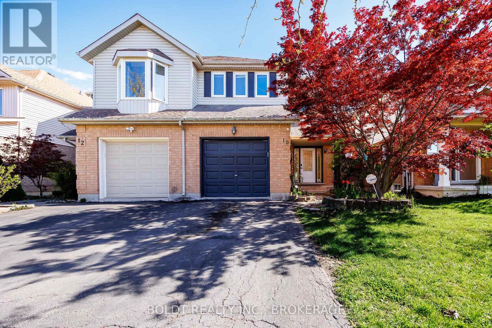 Semi-Detached/Link at 10 MARIA STREET, St. Catharines (Rykert/Vansickle)