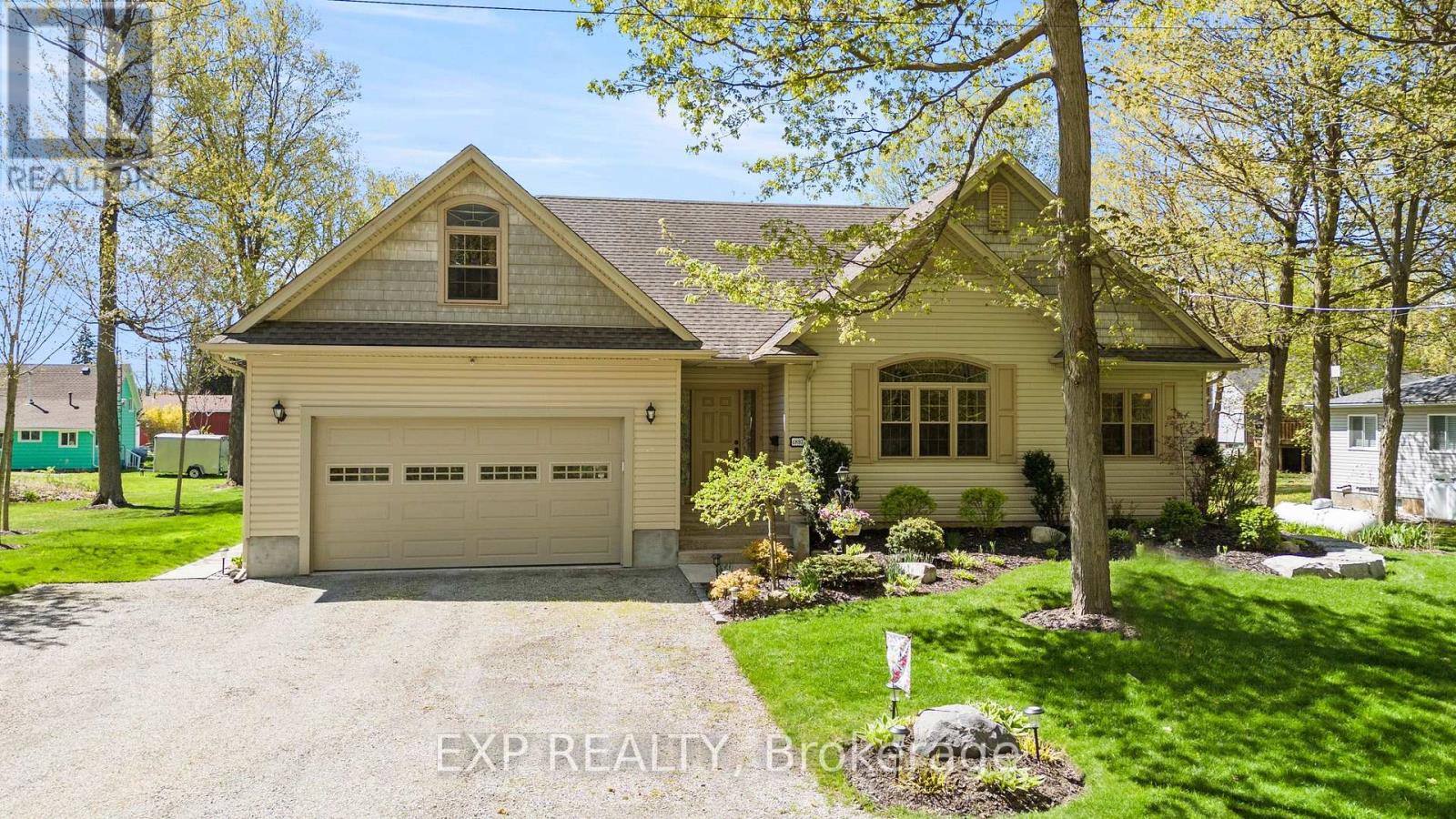 Detached at 4893 FIRELANE 18, Port Colborne (Sherkston)