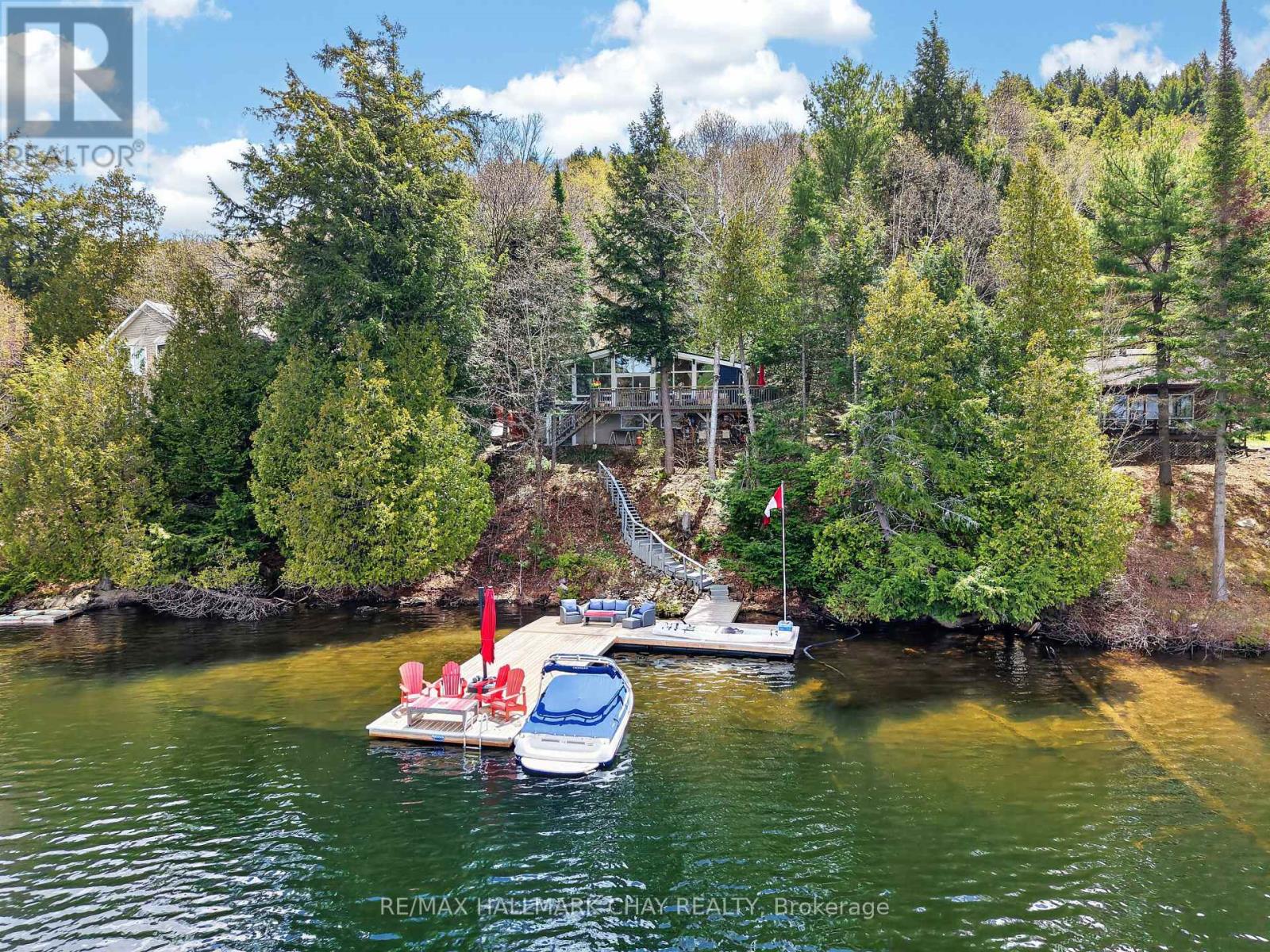 Detached at 1119 NARROWS ROAD, Lake of Bays (Ridout)