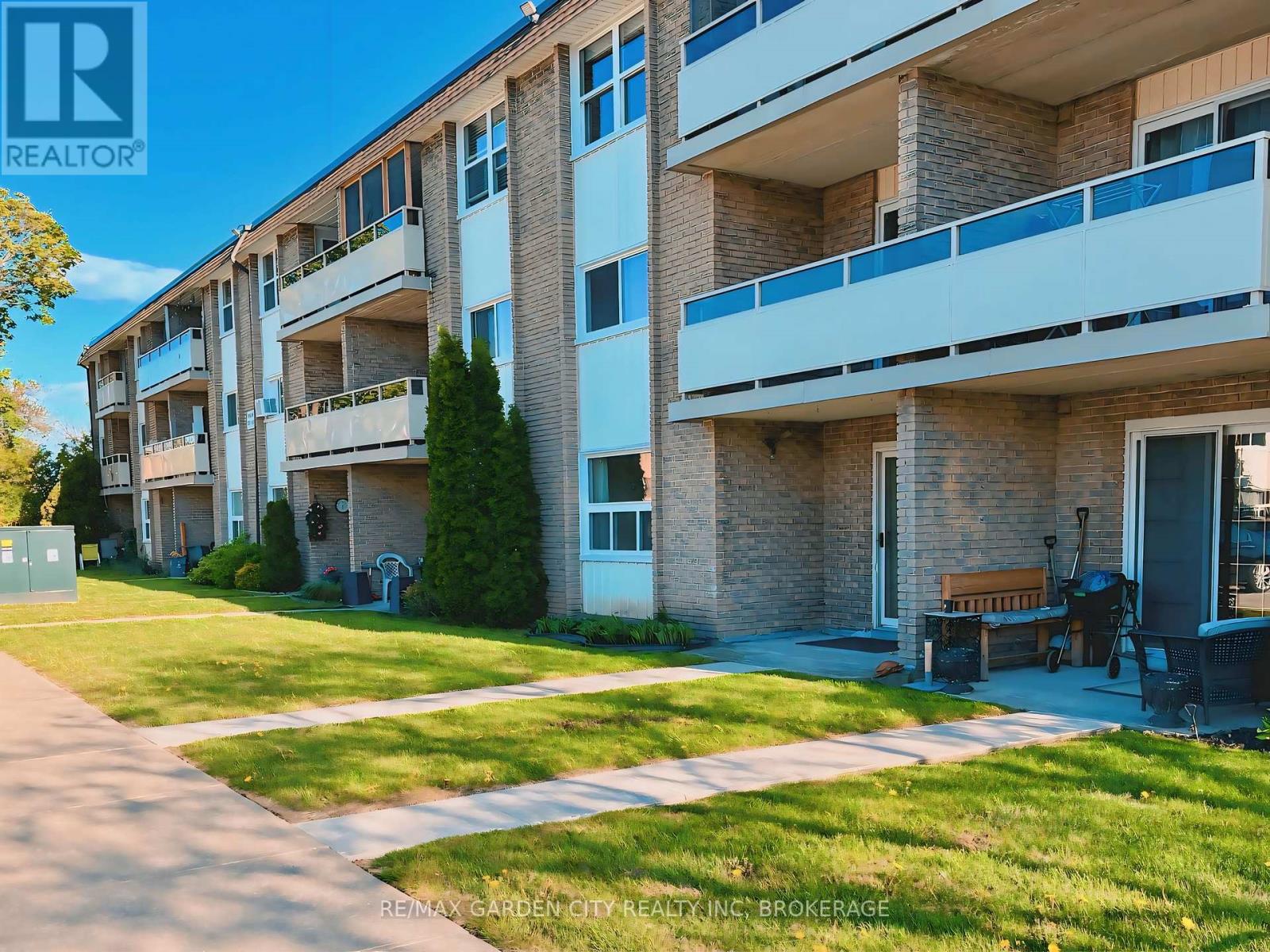 Apartment at 311 - 41 RYKERT STREET, St. Catharines (Western Hill)
