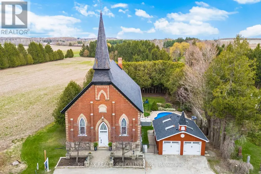 Detached at 62280 COUNTY ROAD 3 ROAD, East Garafraxa