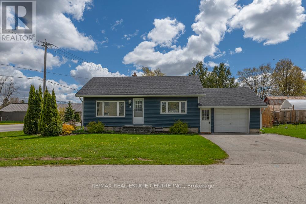 Detached at 111 ELIZABETH STREET W, West Grey