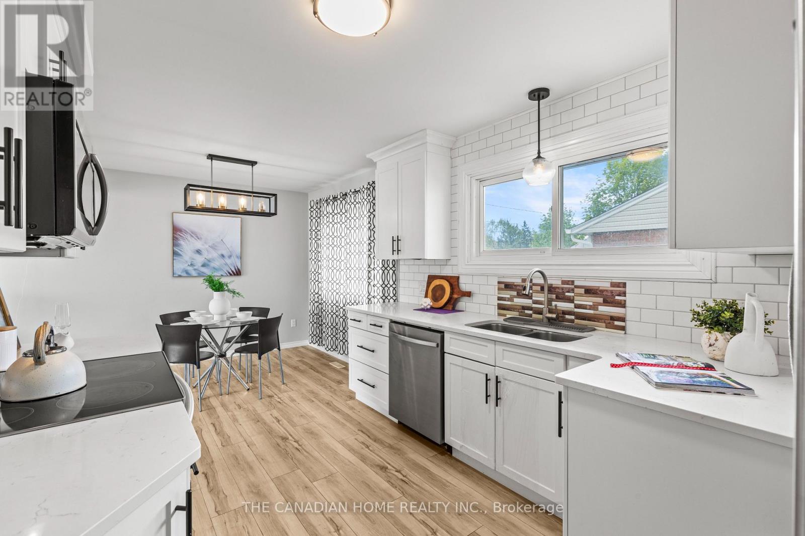 Detached at 57 DEXTER DRIVE, Welland
