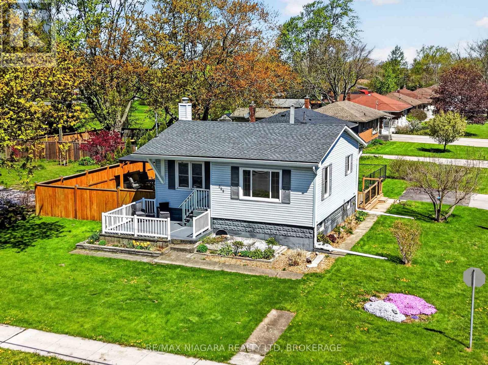Detached at 809 BROADWAY STREET, Welland (Broadway)