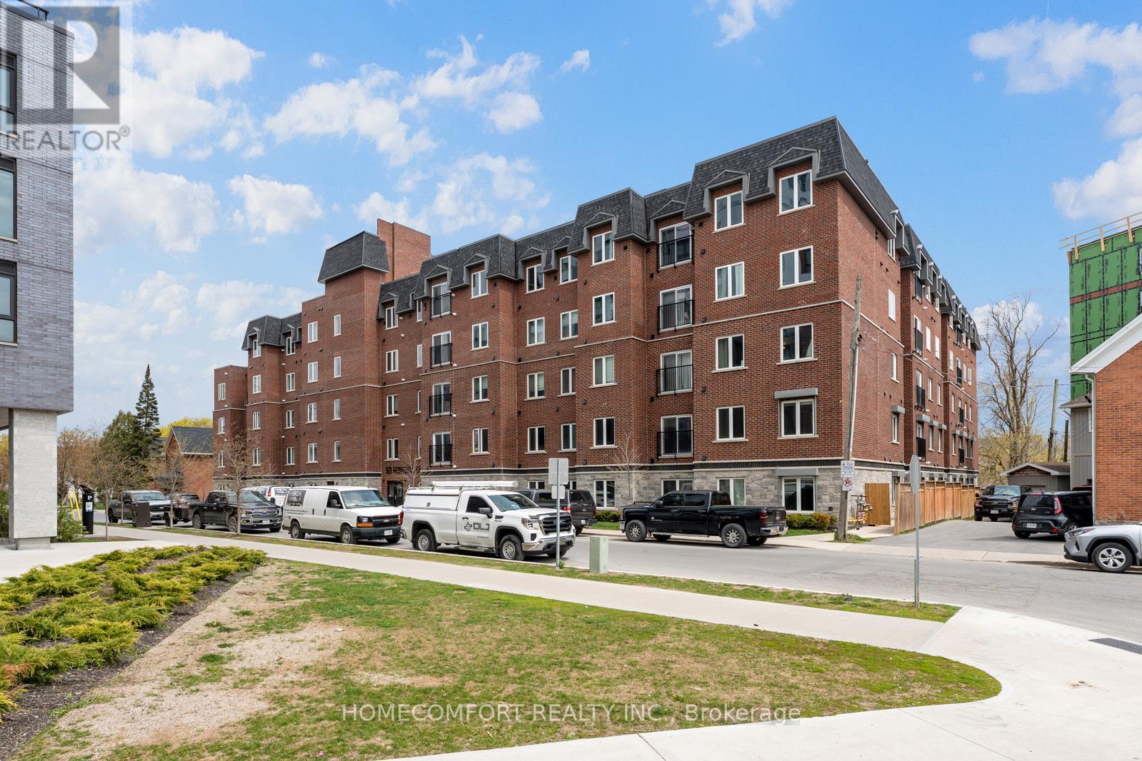 Apartment at 418 - 501 FRONTENAC STREET, Kingston (East of Sir John A. Blvd)