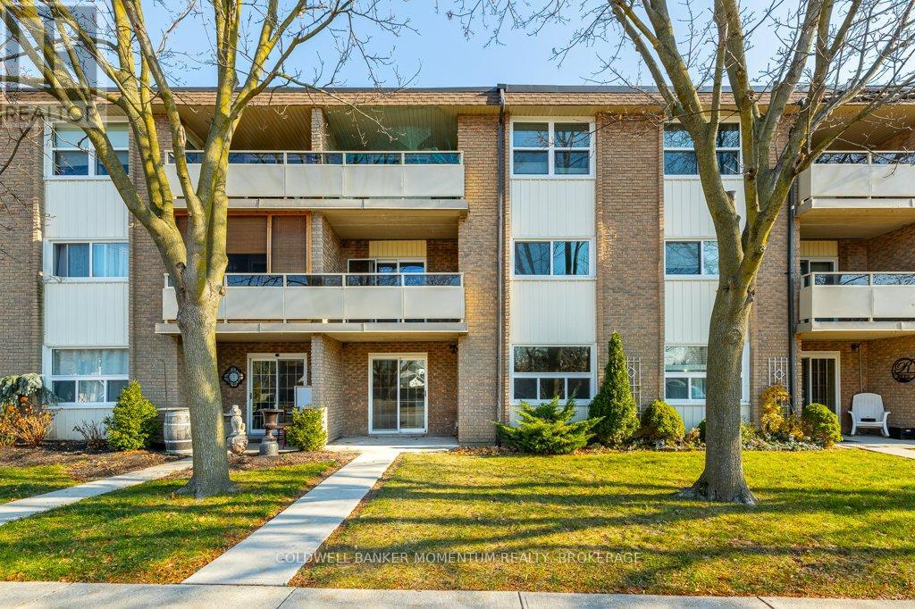 Apartment at 103 - 41 RYKERT STREET, St. Catharines (Western Hill)