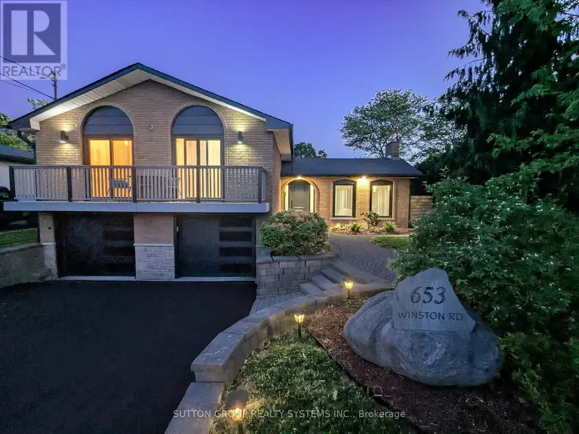 Detached at 653 WINSTON ROAD, Grimsby