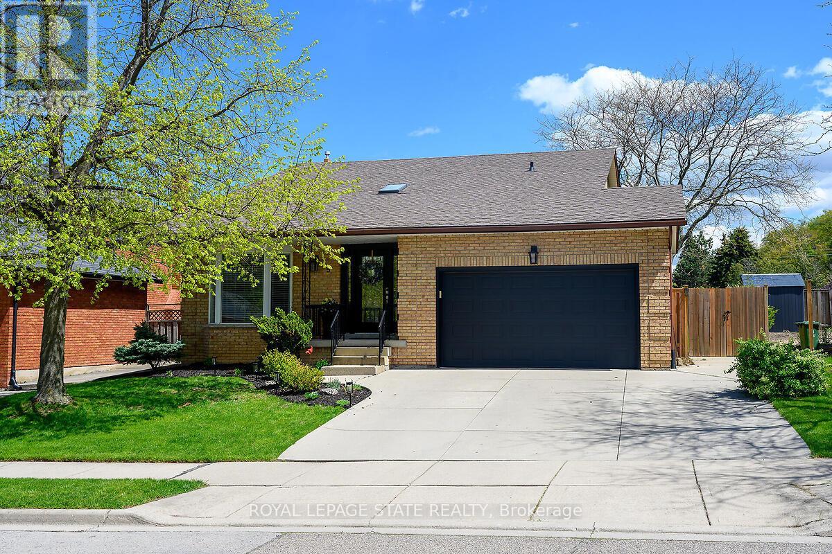 Detached at 9 BEN TIRRAN CRESCENT, Hamilton (Stoney Creek)