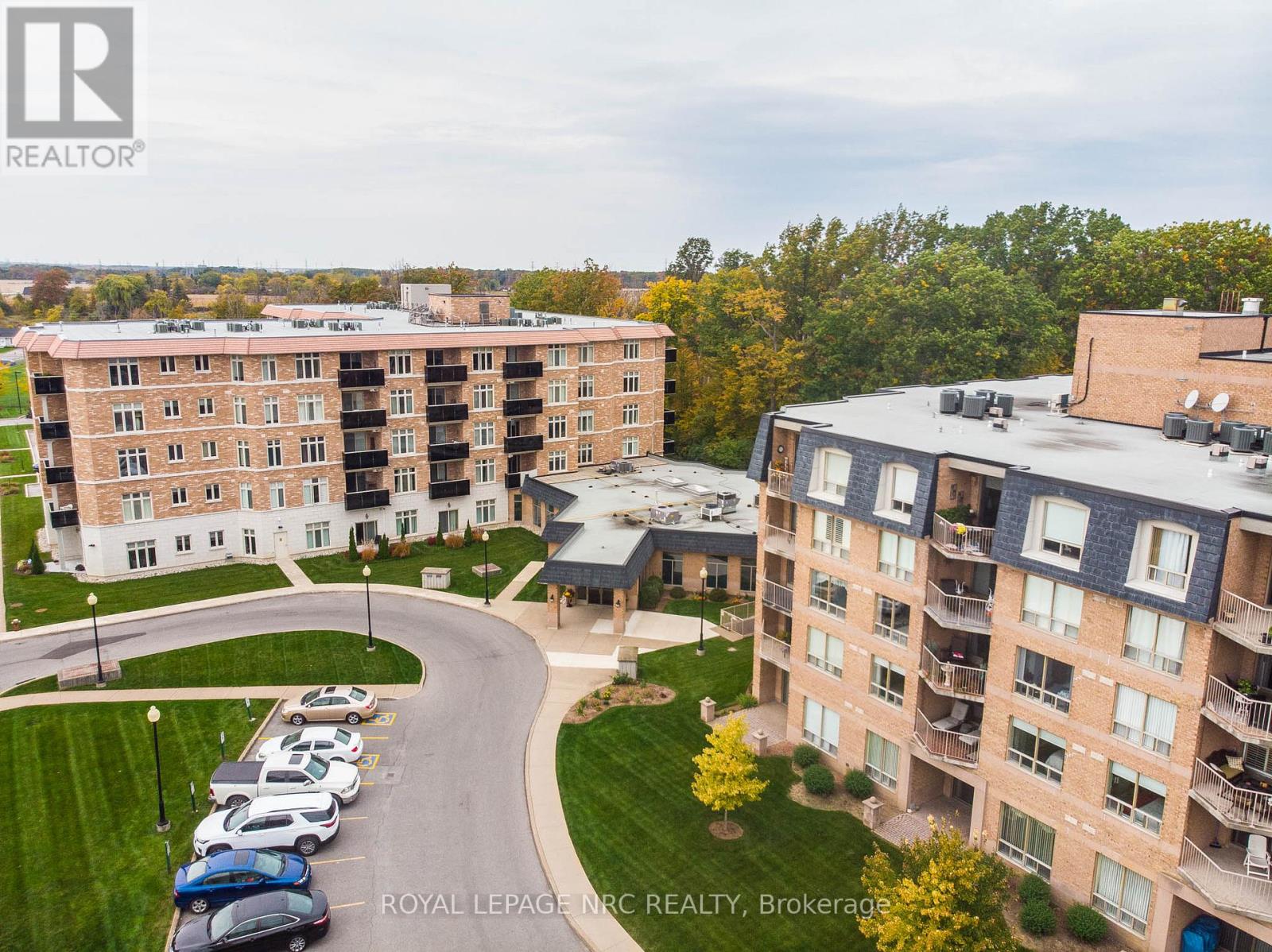 Apartment at 418 - 8111 FOREST GLEN DRIVE, Niagara Falls (Mt. Carmel)