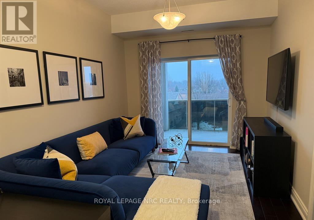 Apartment at 418 - 8111 FOREST GLEN DRIVE, Niagara Falls