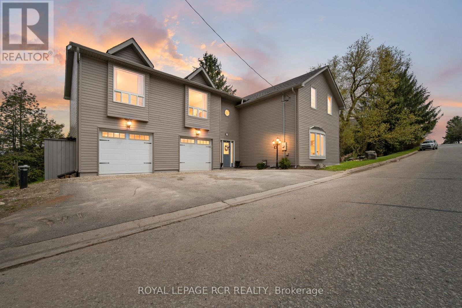 Detached at 12 MILL STREET, Amaranth