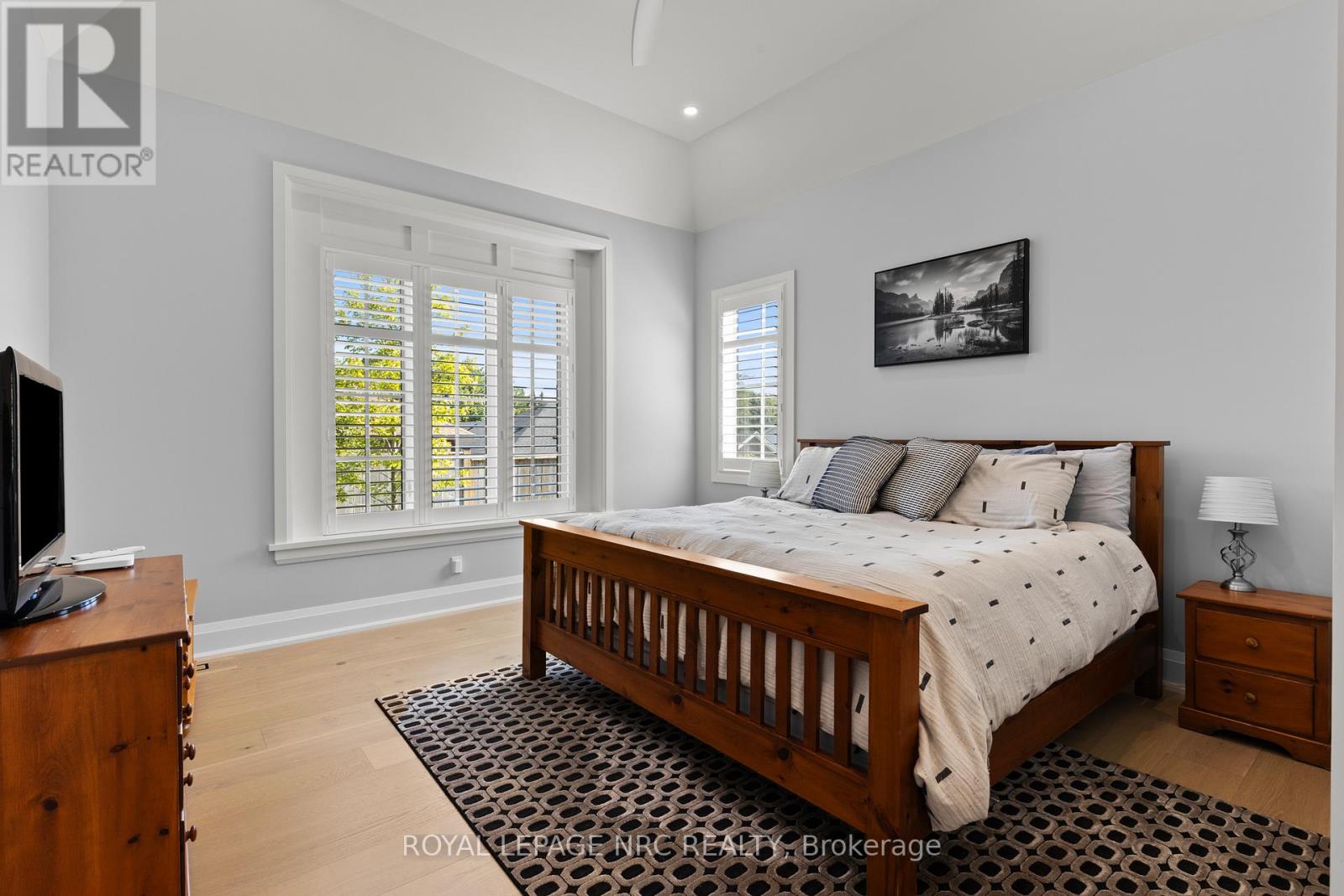 Townhouse at 7 - 190 CANBORO ROAD, Pelham