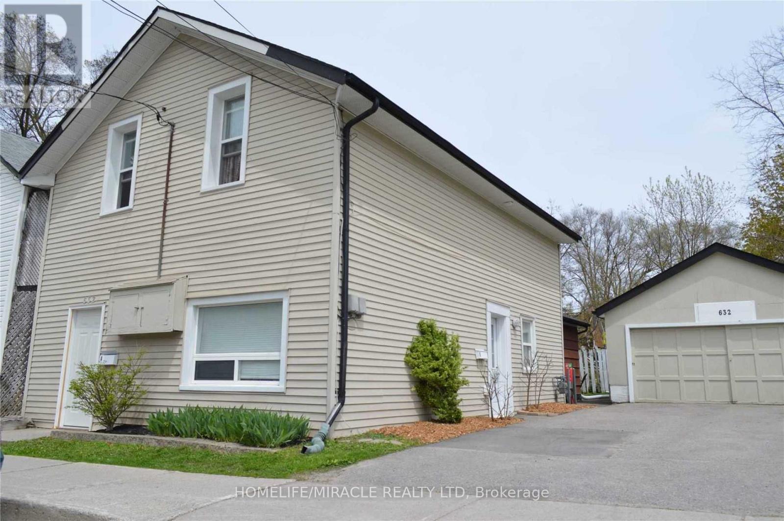 Detached at 632 UNION STREET, Peterborough (Town Ward 3)