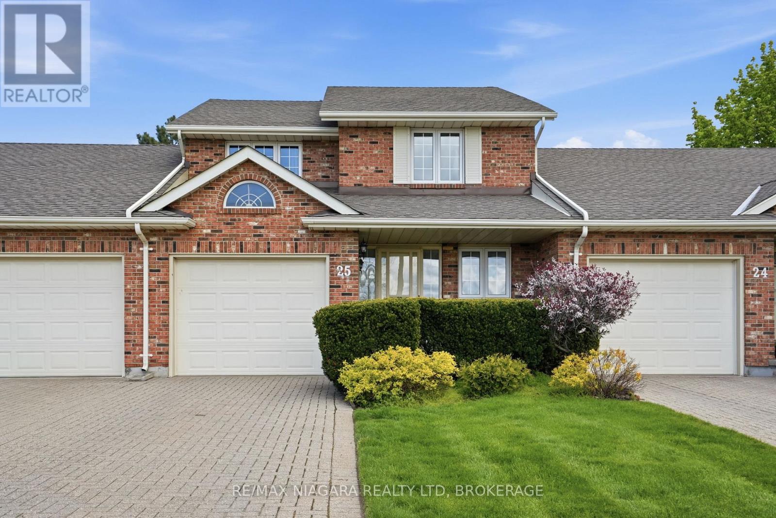 Townhouse at 25 - 2720 MEWBURN ROAD, Niagara Falls