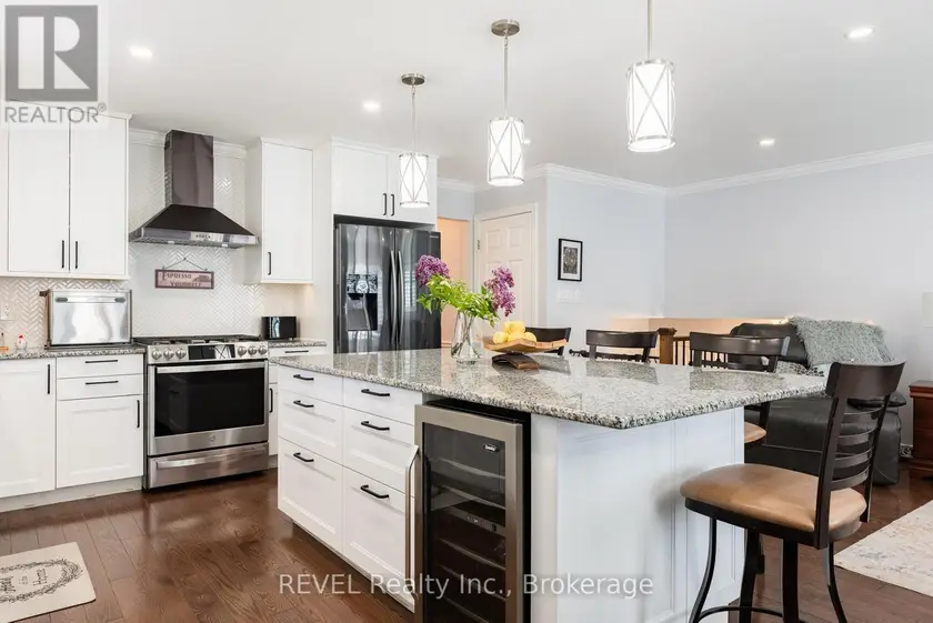Detached at 9 AMBERWOOD COURT, St. Catharines