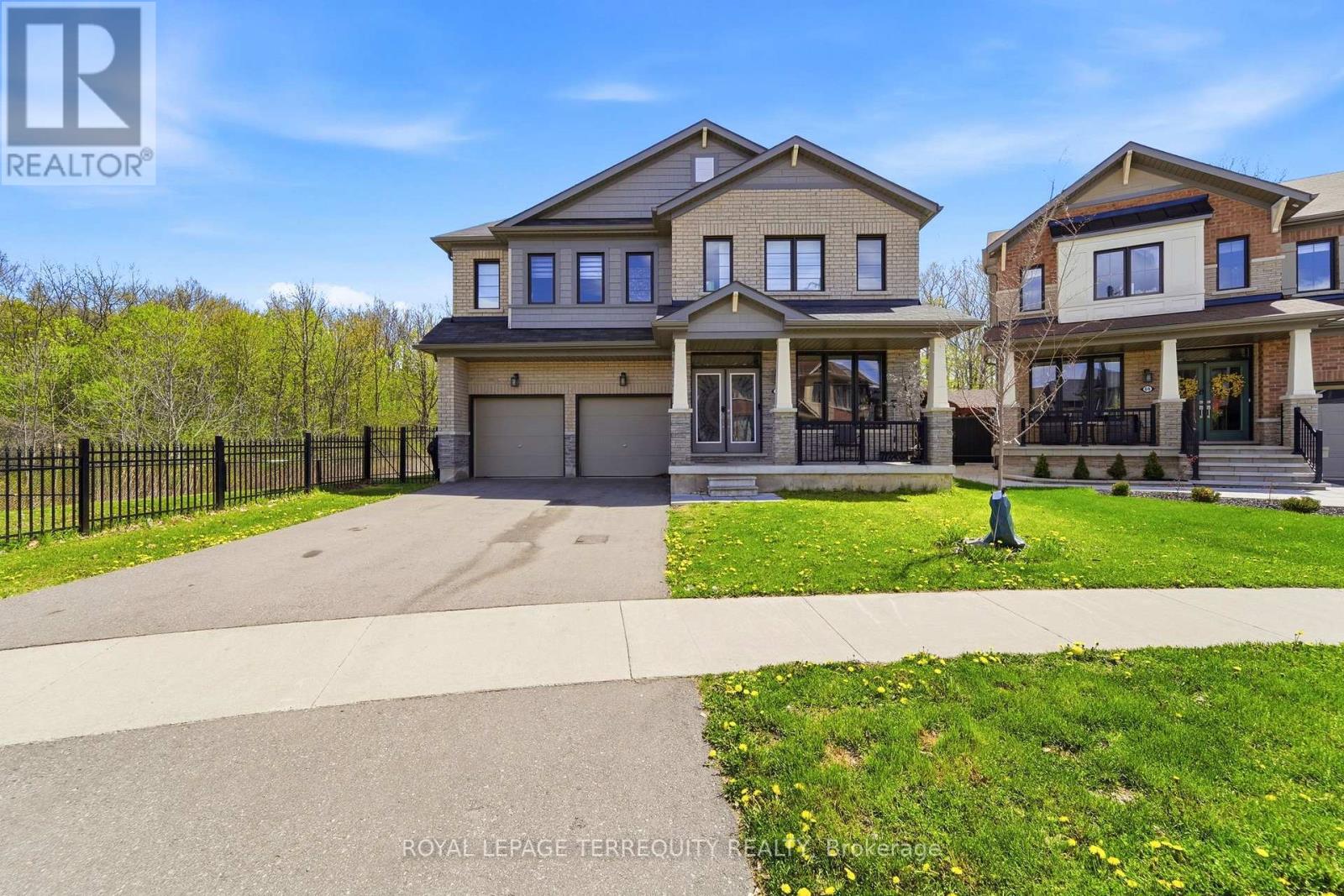 Detached at 65 CACTUS CRESCENT, Hamilton (Stoney Creek Mountain)