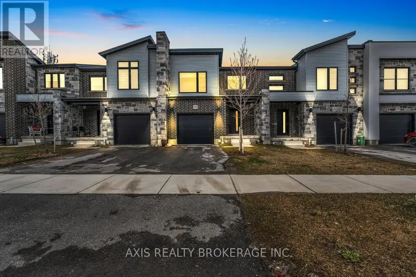 Townhouse at 2978 TURNER CRESCENT, London