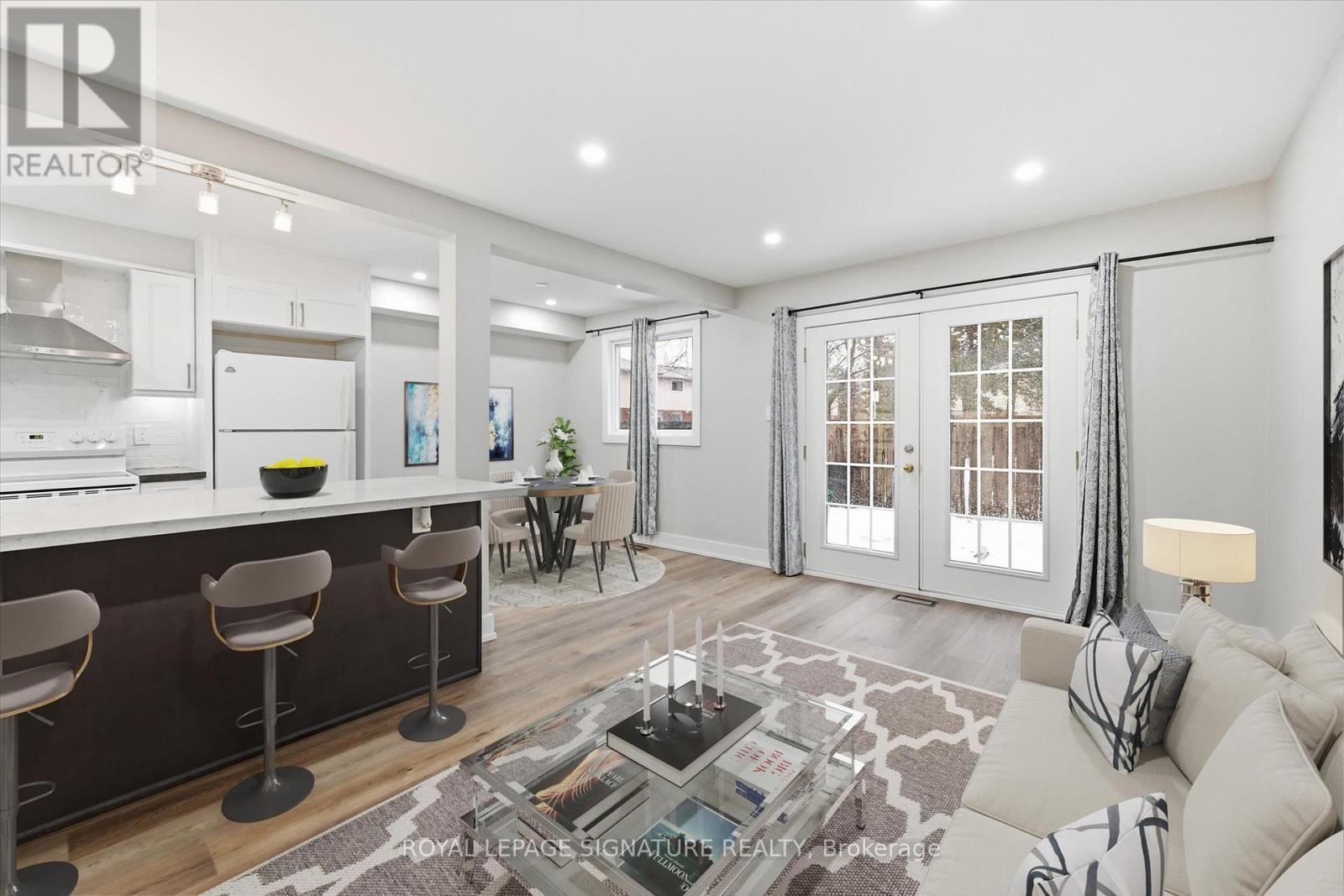 Townhouse at 9 - 100 QUIGLEY ROAD, Hamilton (Vincent)
