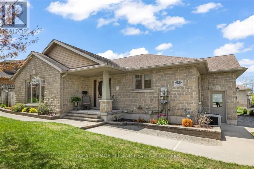 Detached at 272 4TH STREET CRESCENT, Hanover