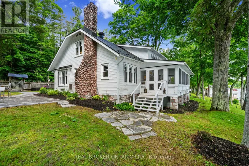 Detached at 2021 THIRD LINE, Douro-Dummer