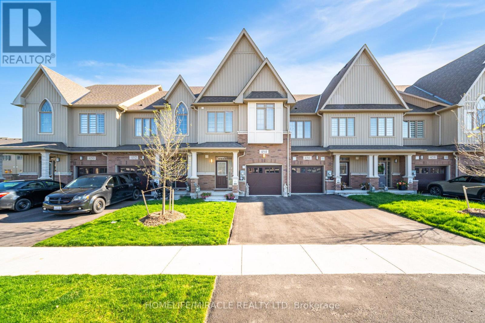 Townhouse at 454 ADELAIDE STREET, Wellington North (Arthur)