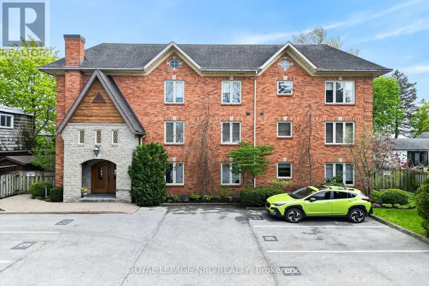 Apartment at 302 - 55 MAIN STREET, St. Catharines