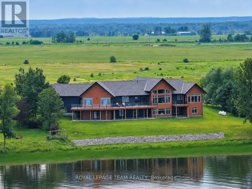 Detached at 231 FINNERTY ROAD, Whitewater Region