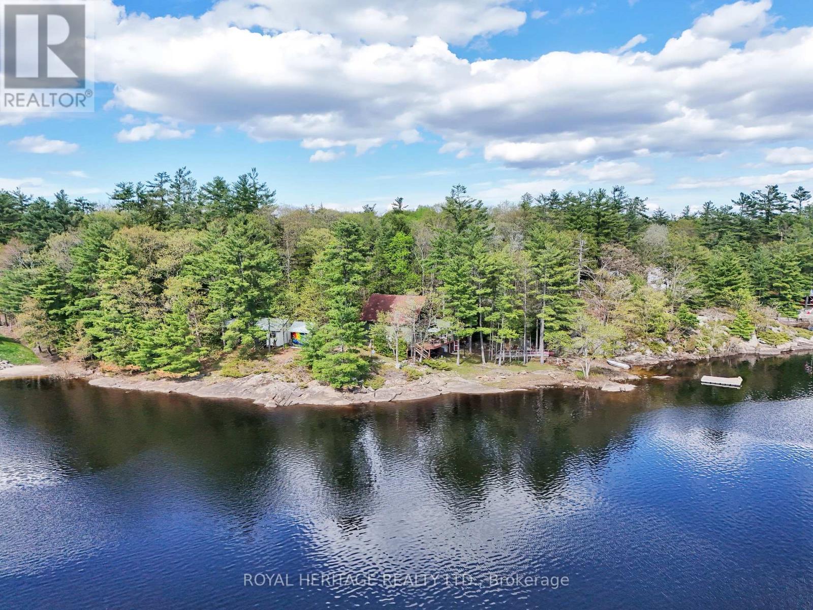 Detached at 1346 WAHTA #2 ROAD S, Georgian Bay (Gibson)