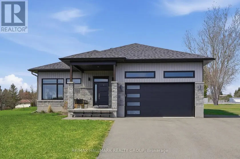 Detached at 21 MAXIME COURT, Clarence-Rockland