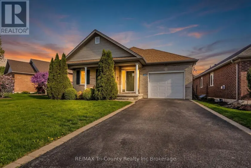 Detached at 210 BALDWIN STREET, Tillsonburg
