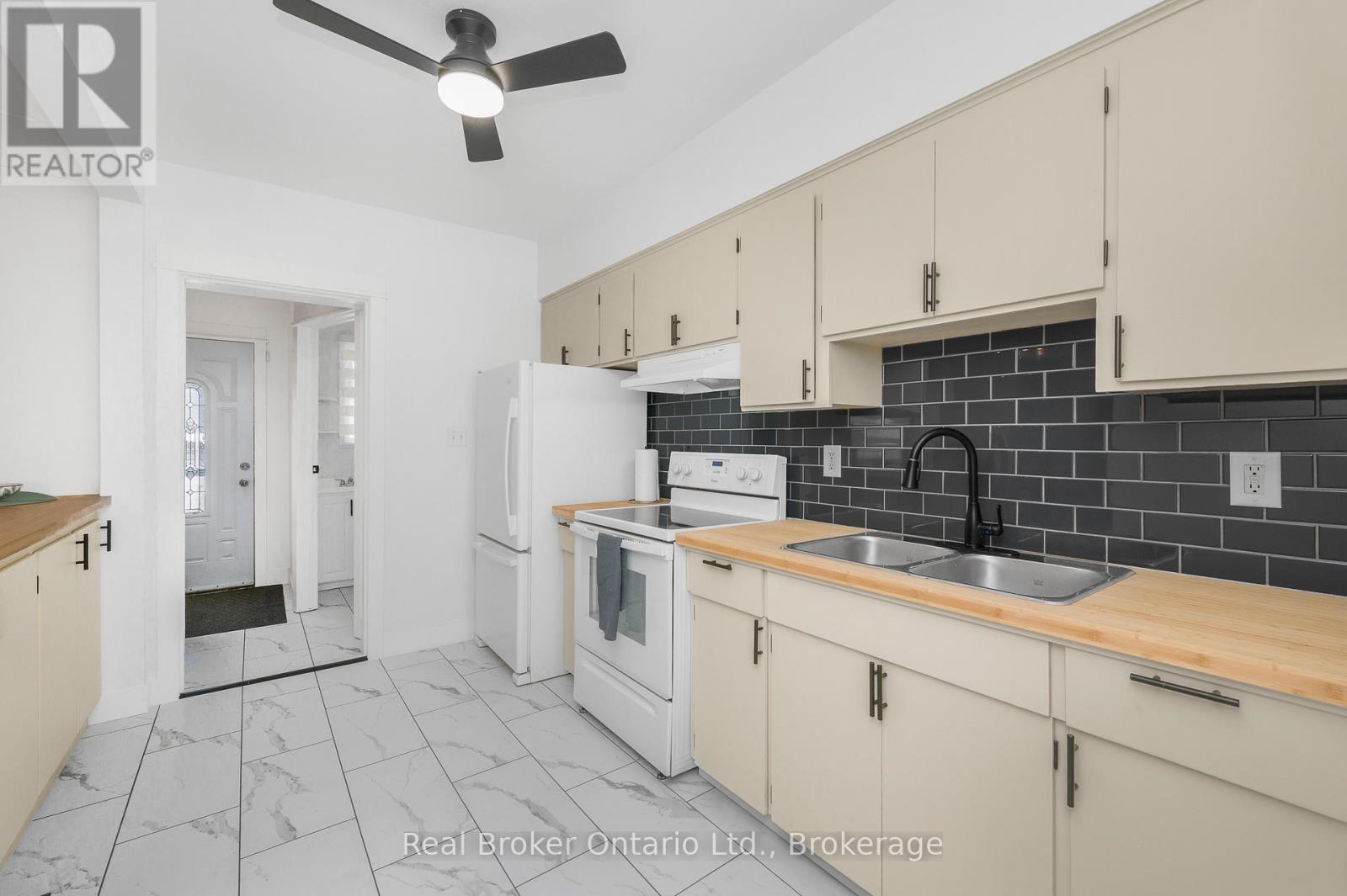 Detached at 153 GAGE AVENUE N, Hamilton