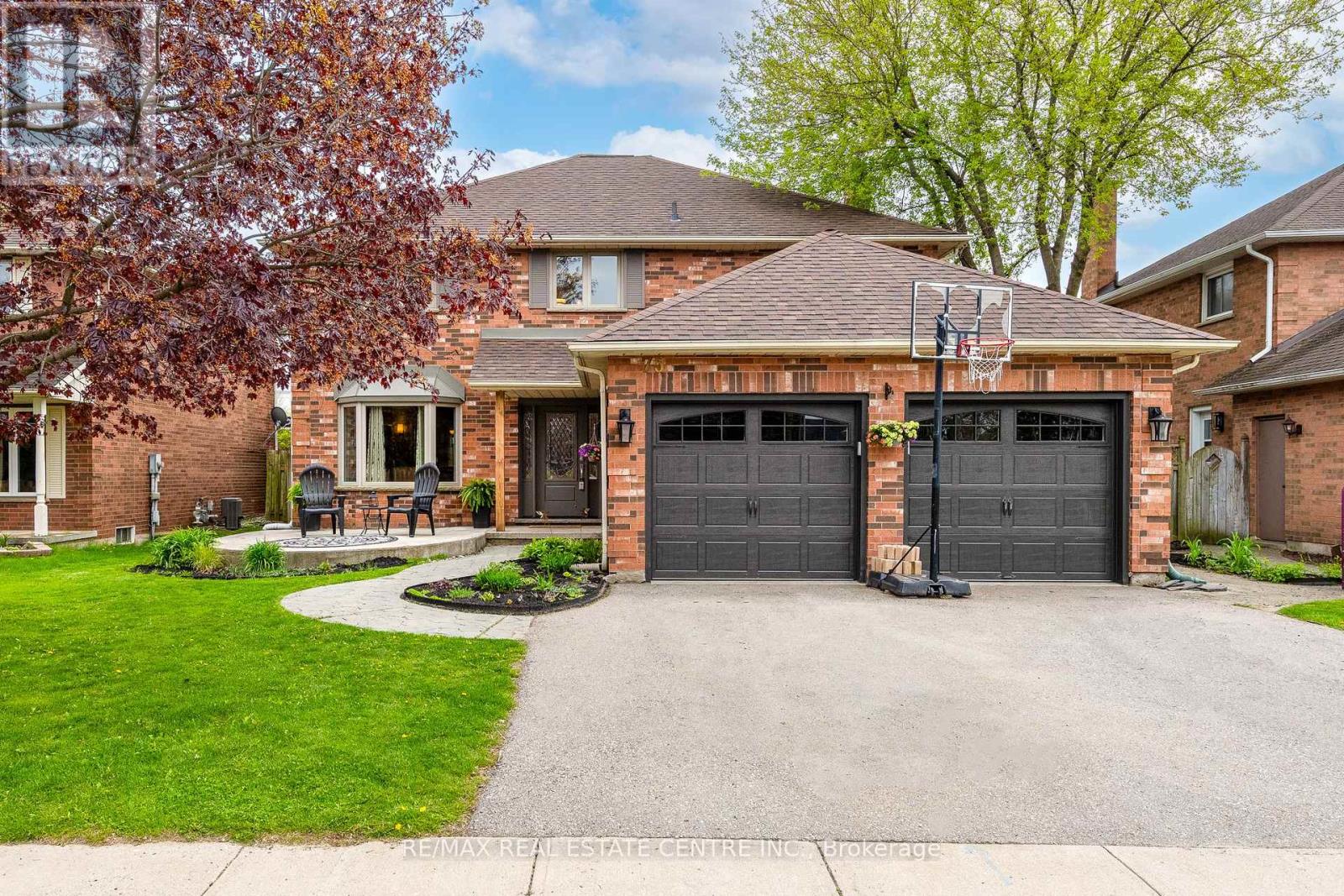 Detached at 75 HANDORF DRIVE, Cambridge