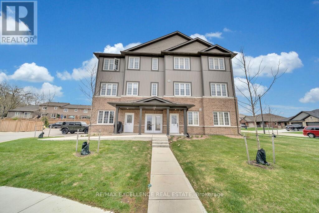 Apartment at 3 - 20 MURRAY COURT, Perth East (Milverton)